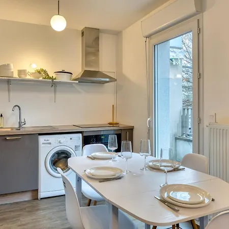 Le Nicole Un En Duplex Avec Balcon Et Place De Parking