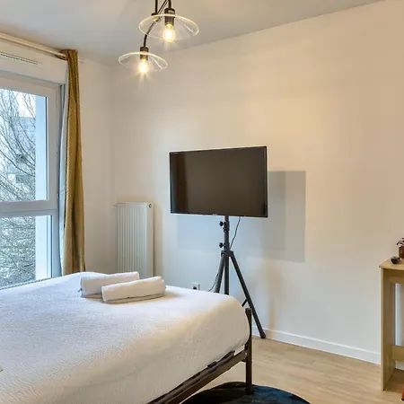 Le Nicole Un En Duplex Avec Balcon Et Place De Parking